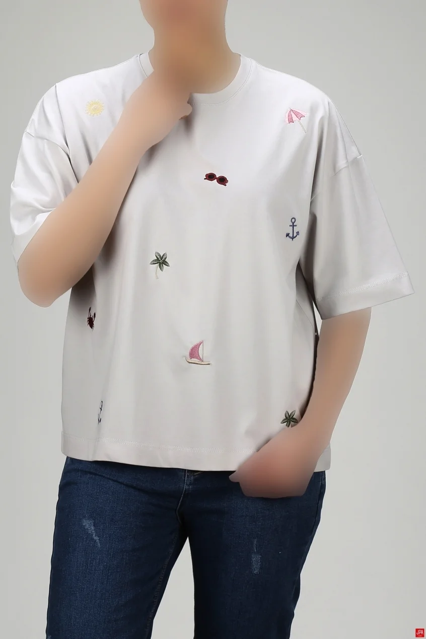 تیشرت زنانه یقه گرد گلدوزی باکس ( خیلی ازاد کوتاه ) کد   03409